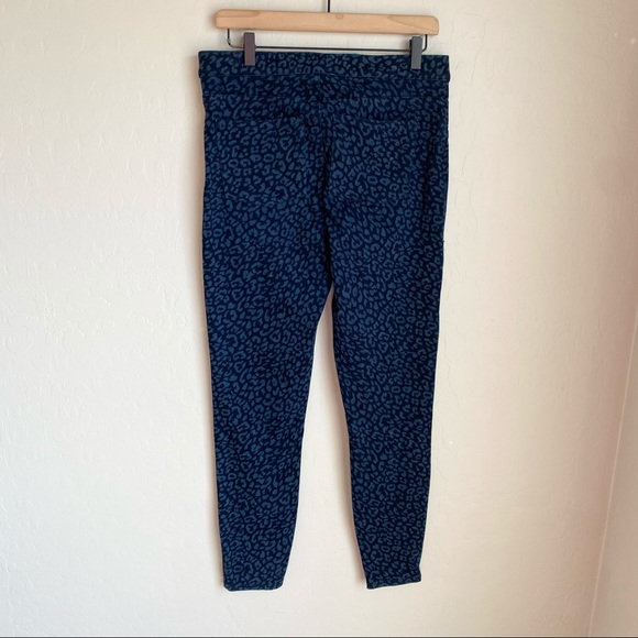Spanx Jean ish Ankle Legging Leopard Print L - Picture 4 of 8